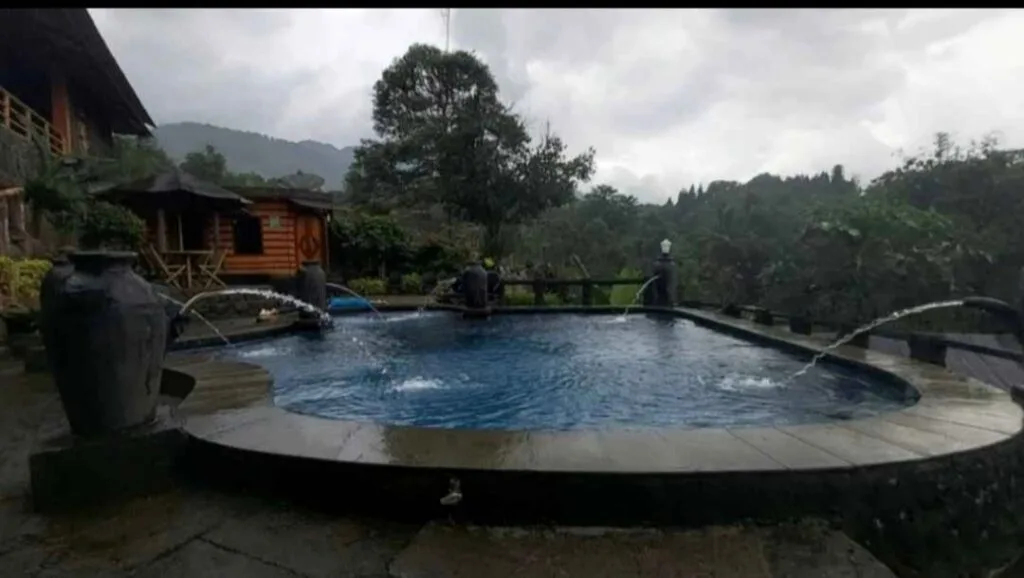 z Villa Olahrasa (2)